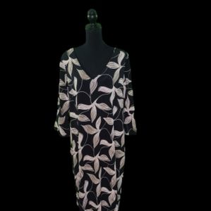 Slinky Body Conscious Dress with Accents - XL